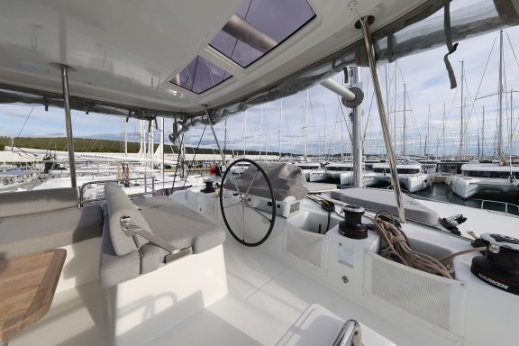 Image of Zarathustra yacht #10