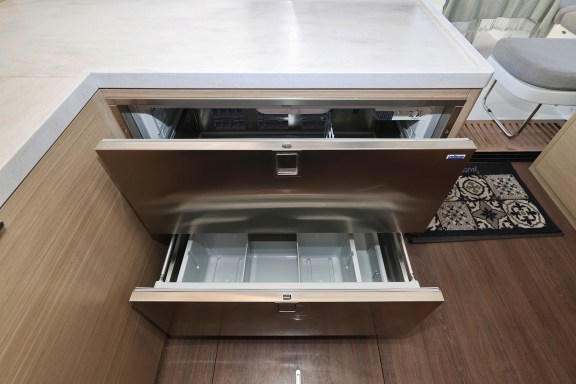 Image of Zarathustra yacht #24