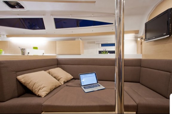 Image of Aurora yacht #7