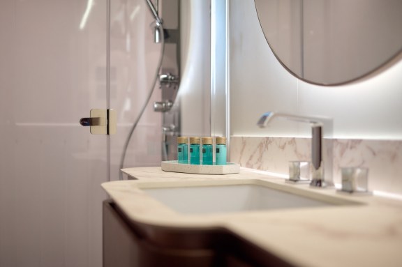 Image of Princess M yacht #28