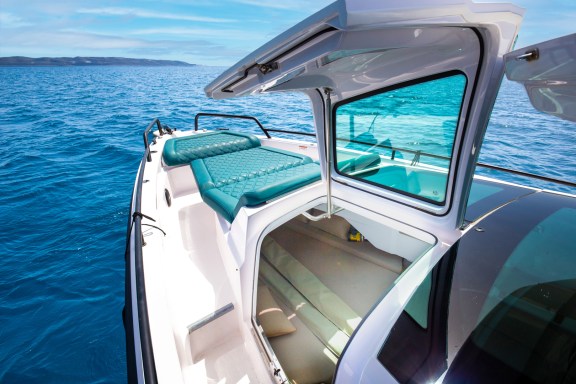 Image of Dionne yacht #9