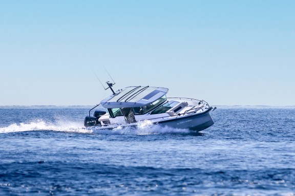 Image of Bugs Bunny yacht #5