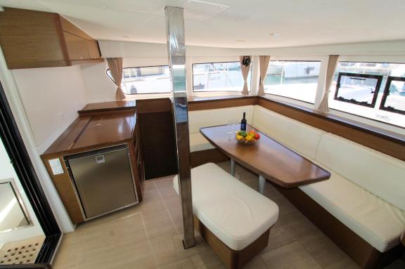 Image of Poppy yacht #18