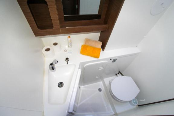 Image of Poppy yacht #21