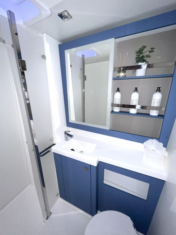 Image of Blue Vibes yacht #7