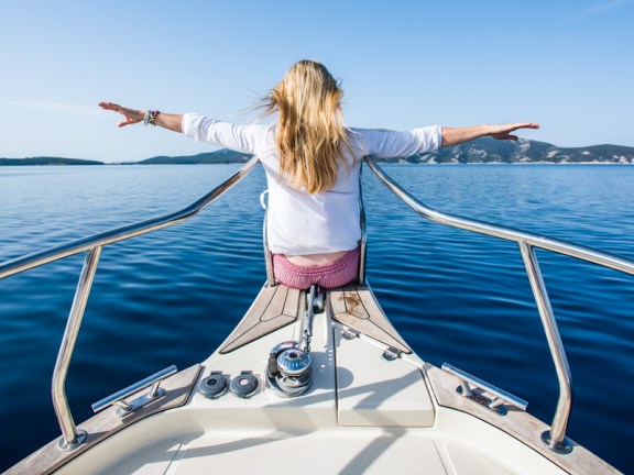 Image of H2 yacht #4