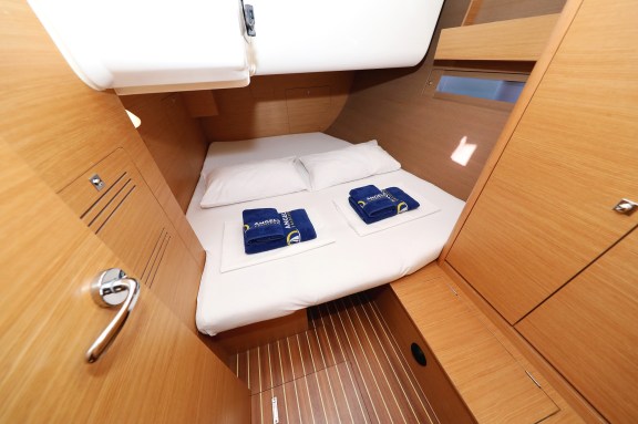 Image of Delta yacht #24