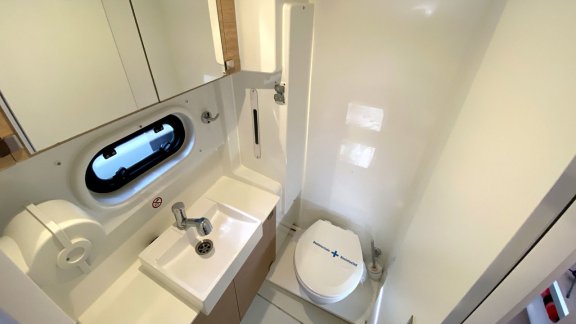 Image of Escape yacht #20