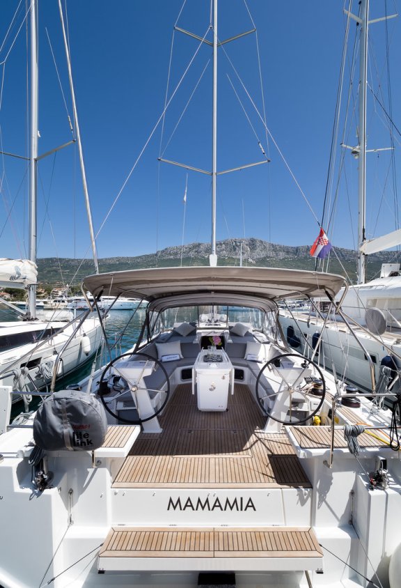 Image of Mamamia yacht #4