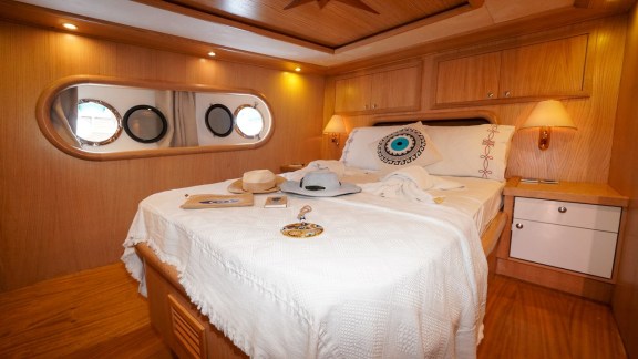 Image of Perla Del Mar yacht #21