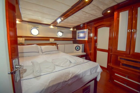 Image of Perla Del Mar II yacht #18