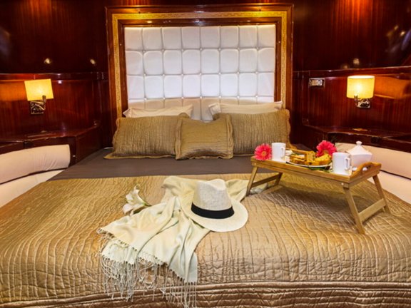 Image of Perla Del Mar II yacht #24