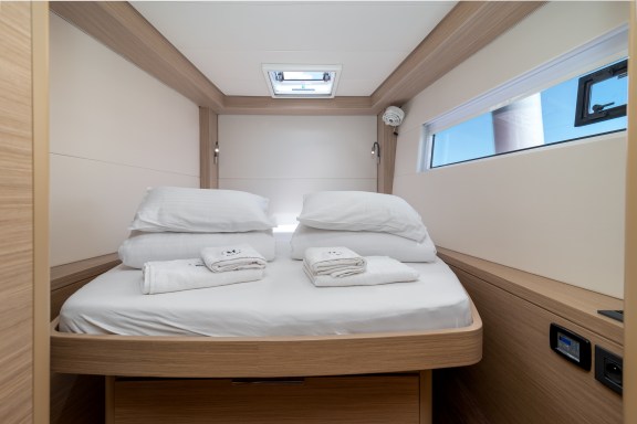 Image of All For Love yacht #7