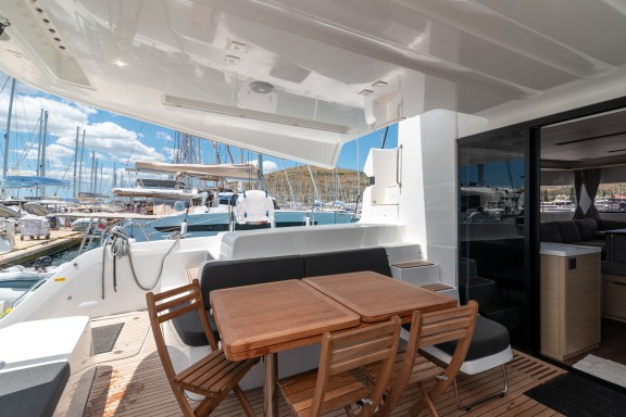 Image of All For Love yacht #10