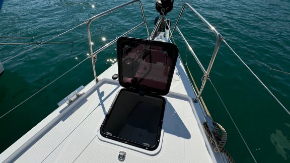 Image of Miss Esme yacht #23