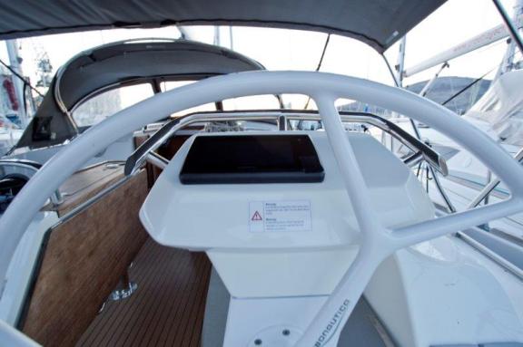 Image of Grey Sky yacht #8