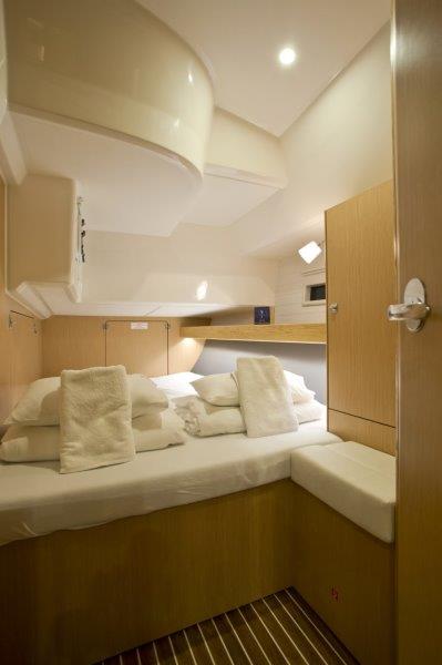 Image of Grey Sky yacht #9