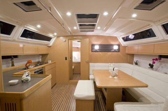 Image of Grey Sky yacht #21