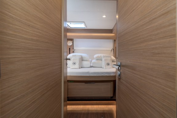 Image of Moonshadow yacht #7