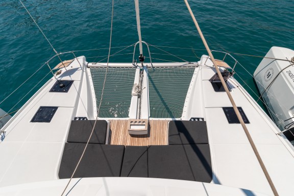 Image of Moonshadow yacht #16