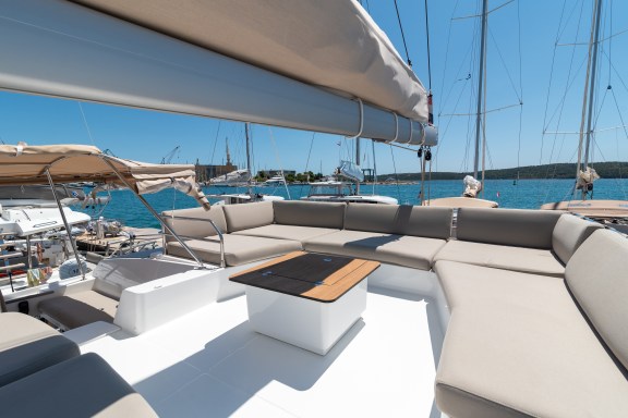Image of Moonshadow yacht #20
