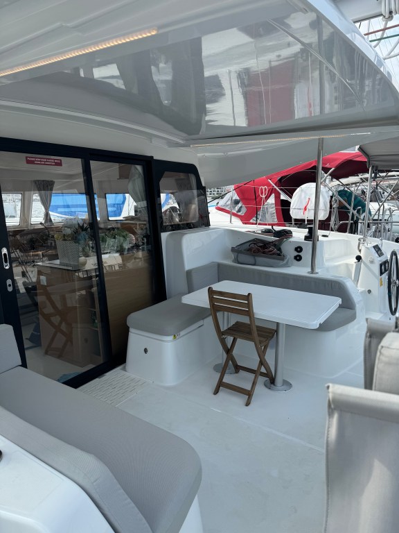 Image of White Ivy yacht #13