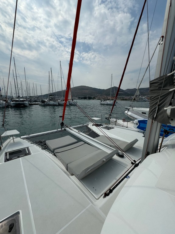 Image of White Ivy yacht #14