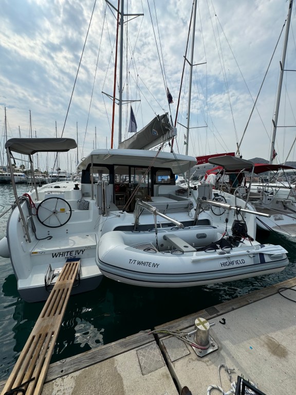 Image of White Ivy yacht #15