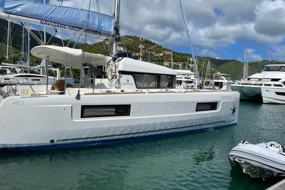 Image of Queen Marry II yacht #4