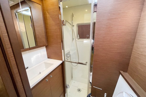 Image of Amanda yacht #25