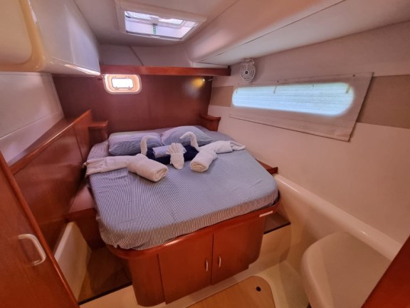 Image of Moko Jumbie yacht #14