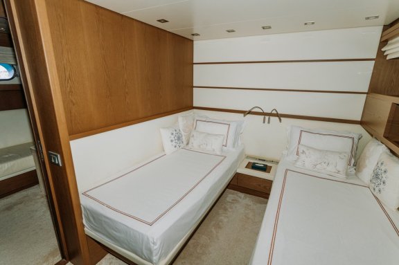 Image of Kuum yacht #11