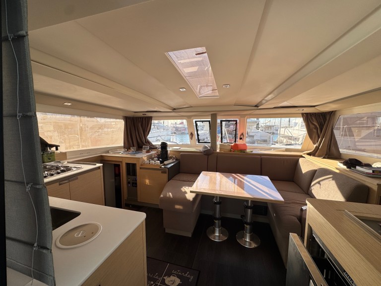 Image of Jumapi yacht #11