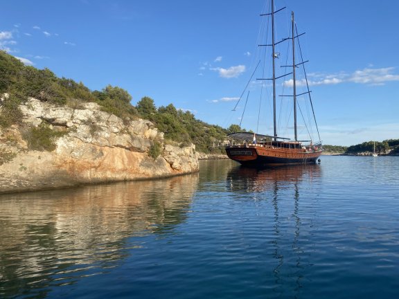 Image of Stella Maris yacht #8