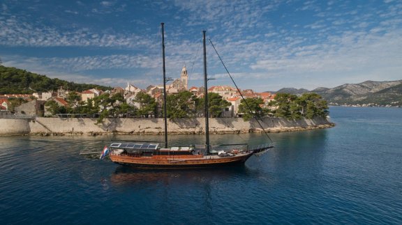 Image of Stella Maris yacht #17