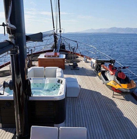 Image of Stella Maris yacht #21