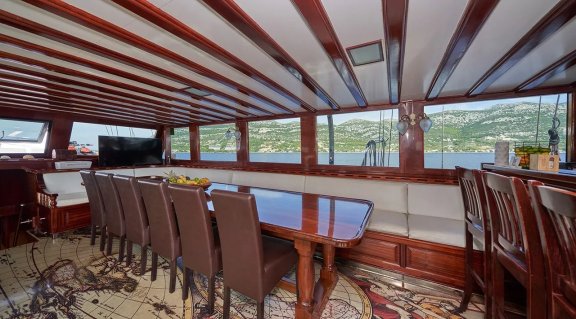 Image of Stella Maris yacht #34