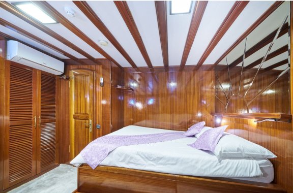 Image of Stella Maris yacht #40