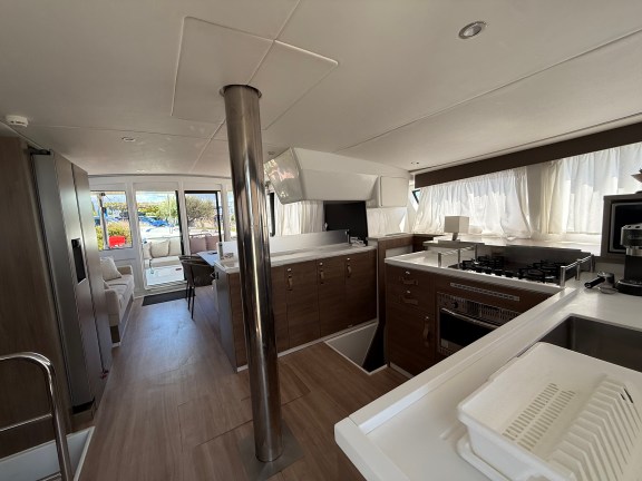 Image of Thetis yacht #13