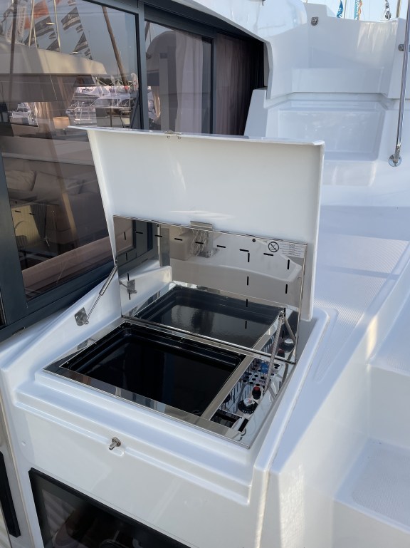 Image of Thetis yacht #31