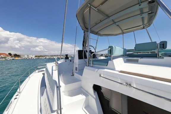 Image of Brain yacht #7