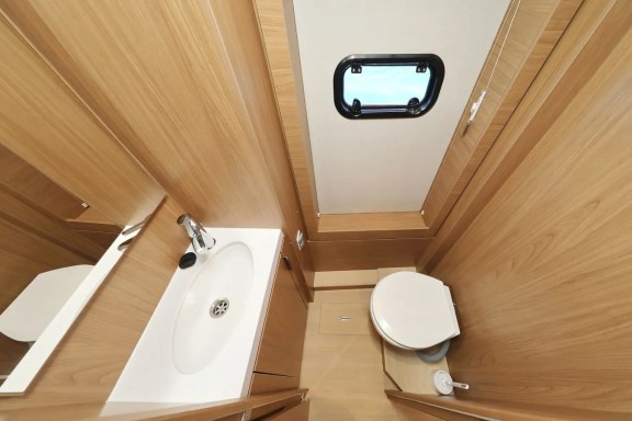 Image of Brain yacht #21