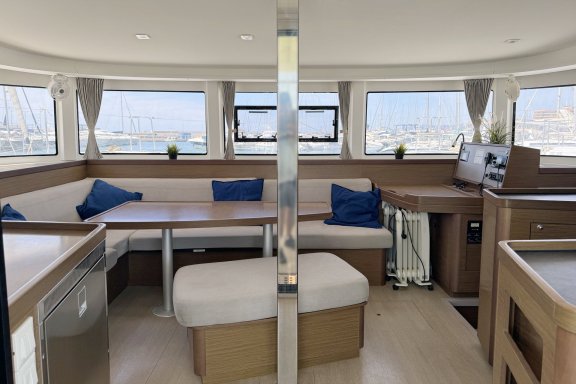 Image of Moonlight yacht #14