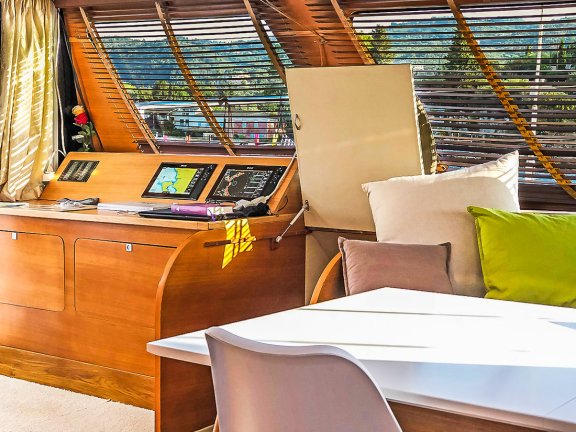 Image of Mystique yacht #15