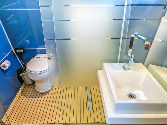 Image of Mystique yacht #17