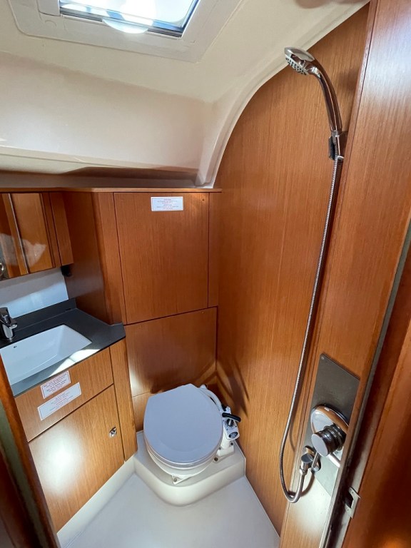 Image of Rebecca yacht #16