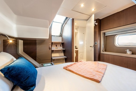 Image of #001 4.6 yacht #22