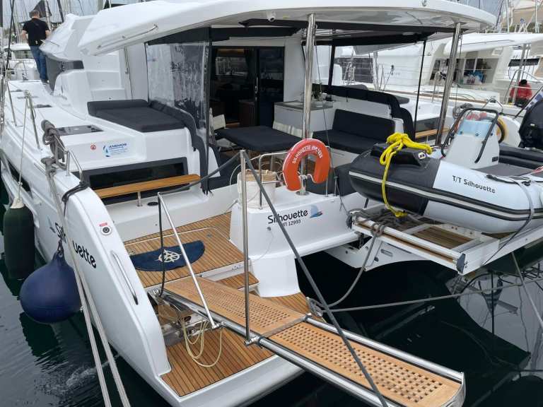 Image of Silhouette yacht #8
