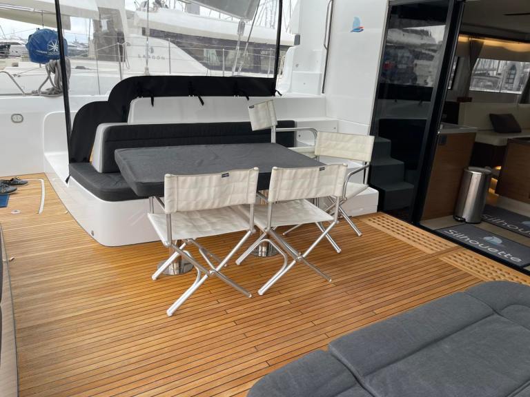 Image of Silhouette yacht #14