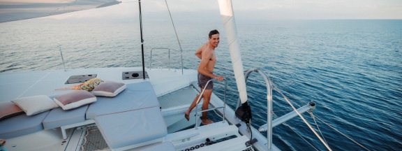 Image of Magellan yacht #6